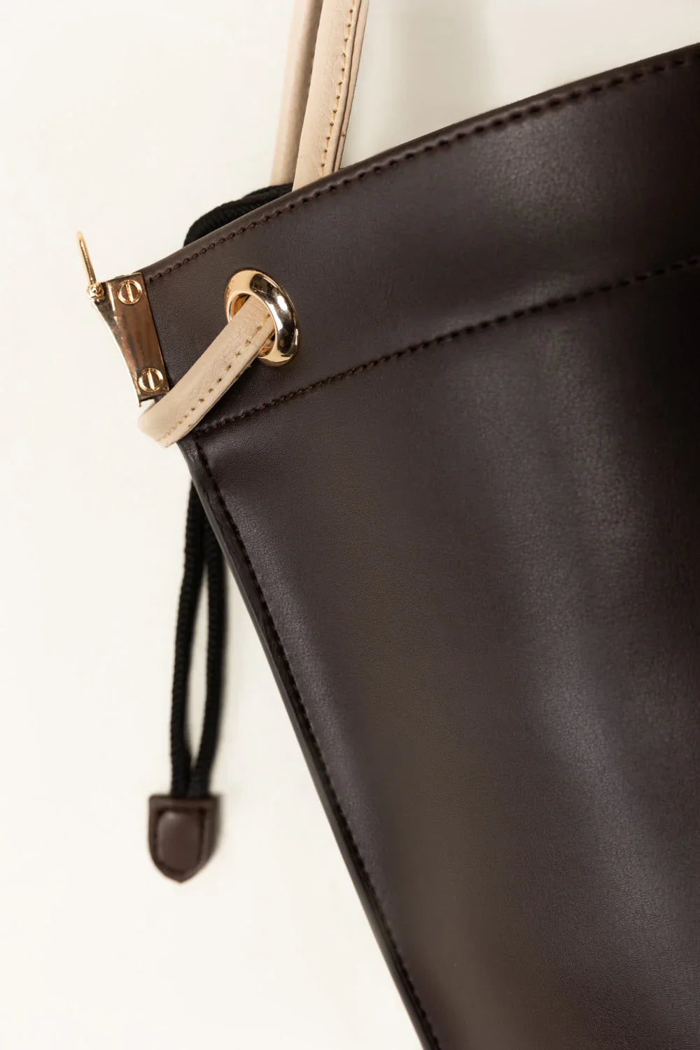 Contrast Drawstring Bucket Bag