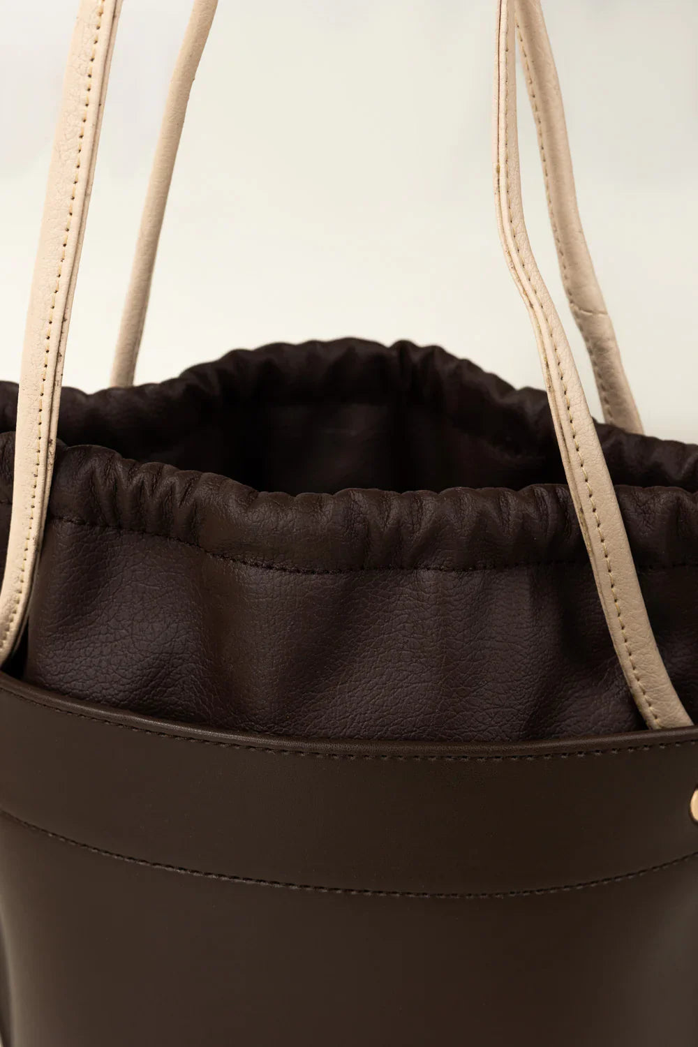 Contrast Drawstring Bucket Bag